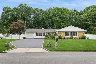 16 Parson Dr, Stony Brook, NY 11790 - Photo 2