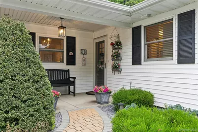 16 Parson Drive, Stony Brook, NY 11790 - Photo 4