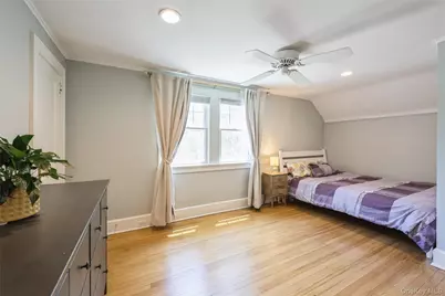 71 Bar Beach Road, Port Washington, NY 11050 - Photo 20