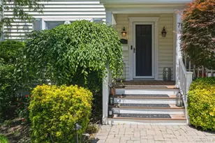71 Bar Beach Rd, Port Washington, NY 11050 - Photo 2
