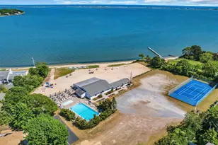 116 W Tiana Rd, Hampton Bays, NY 11946 - Photo 34