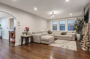 167 Lakeview Ave, Lynbrook, NY 11563 - Photo 2