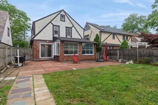 167 Lakeview Ave, Lynbrook, NY 11563 - Photo 26
