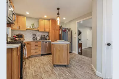 167 Lakeview Avenue, Lynbrook, NY 11563 - Photo 12