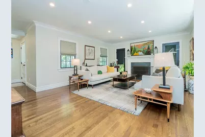 73 Lafayette Avenue, Sea Cliff, NY 11579 - Photo 2