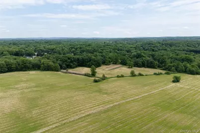 7115 Albany Post Road, Rhinebeck, NY 12572 - Photo 26