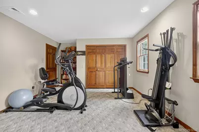 92 Brook Hollow Drive, New Windsor, NY 12553 - Photo 38