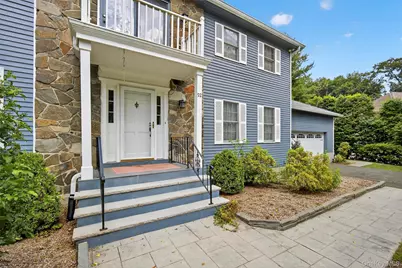 92 Brook Hollow Drive, New Windsor, NY 12553 - Photo 4