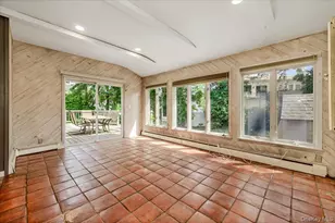 1127 Fordham Ln, Woodmere, NY 11598 - Photo 12