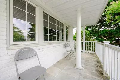 1127 Fordham Lane, Woodmere, NY 11598 - Photo 4