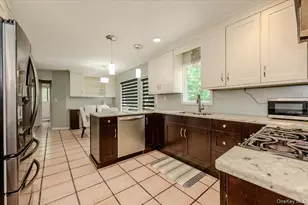 1127 Fordham Ln, Woodmere, NY 11598 - Photo 16