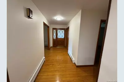 49 Chestnut Lane, Newburgh, NY 12550 - Photo 4