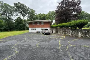 49 Chestnut Ln, Newburgh, NY 12550 - Photo 46