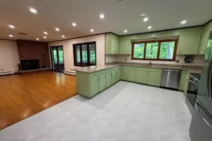 49 Chestnut Ln, Newburgh, NY 12550 - Photo 14