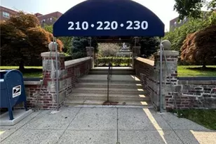 220 Pelham Rd, New Rochelle, NY 10805 - Photo 20