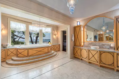 1350 W Cove Road, Cutchogue, NY 11935 - Photo 24
