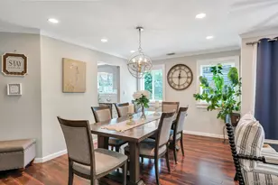 118 E Midland Pond Ct, Moriches, NY 11955 - Photo 8