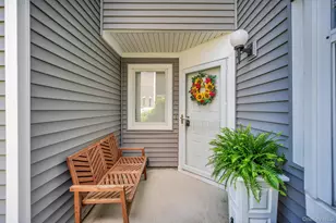 118 E Midland Pond Ct, Moriches, NY 11955 - Photo 2
