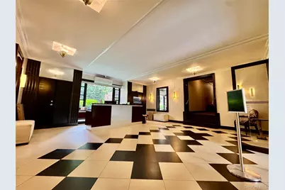 113-14 72nd Road #1M, Forest Hills, NY 11375 - Photo 2