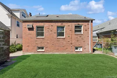 3817 208th Street, Bayside, NY 11361 - Photo 32