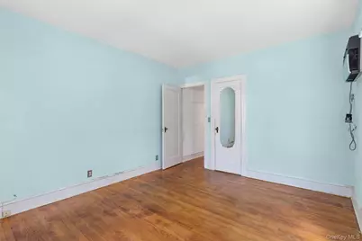 3817 208th Street, Bayside, NY 11361 - Photo 10