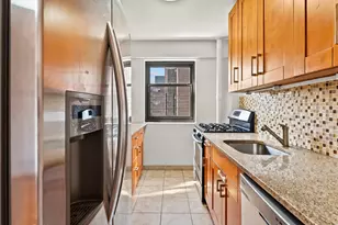 21-66 33rd Rd, Astoria, NY 11106 - Photo 8