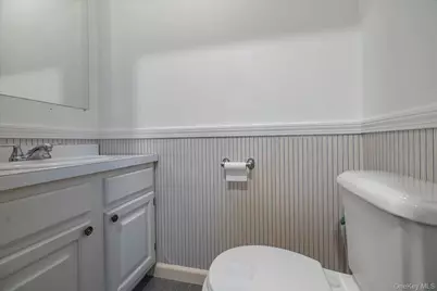 15 Franklin Place #5, Oceanside, NY 11572 - Photo 10