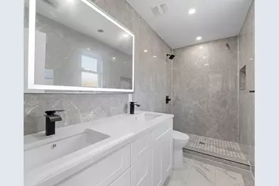 11126 177th Street, Jamaica, NY 11433 - Photo 10