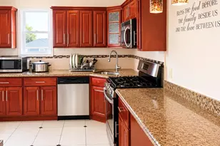 114-37 157th St, Jamaica, NY 11434 - Photo 4
