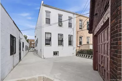 3110 81st Street, East Elmhurst, NY 11370 - Photo 28