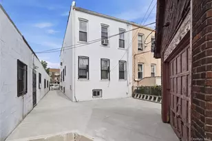 31-10 81st St, East Elmhurst, NY 11370 - Photo 28