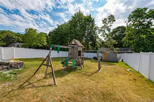 7 Howard St, Selden, NY 11784 - Photo 26