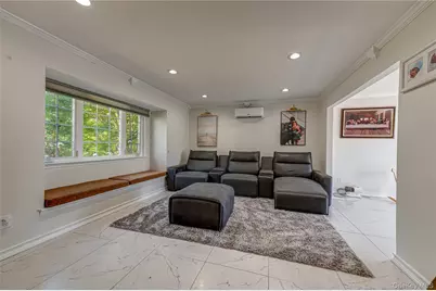7 Howard Street, Selden, NY 11784 - Photo 4