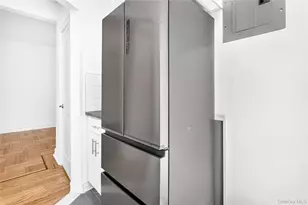 601 Pelham Pkwy N, Bronx, NY 10467 - Photo 36