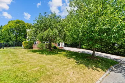 8 Park Circle, Great Neck, NY 11024 - Photo 42