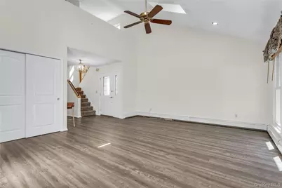 13 Potomac Court, Coram, NY 11727 - Photo 6