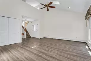 13 Potomac Ct, Coram, NY 11727 - Photo 6