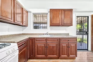 3885 Paulding Ave, Bronx, NY 10469 - Photo 28