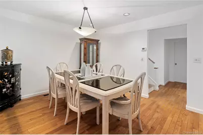 110 Woods End Road, Chappaqua, NY 10514 - Photo 6