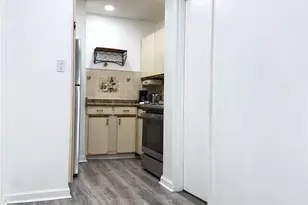 510 Dubois Ave, Valley Stream, NY 11581 - Photo 18