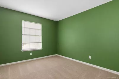 111 S Coleman Road, Centereach, NY 11720 - Photo 10