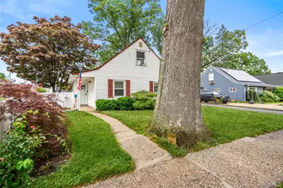 633 Robin Court, West Hempstead, NY 11552 - Photo 26