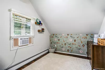 633 Robin Court, West Hempstead, NY 11552 - Photo 18