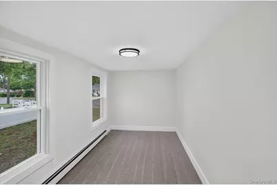 245 Cedar Avenue, Patchogue, NY 11772 - Photo 10