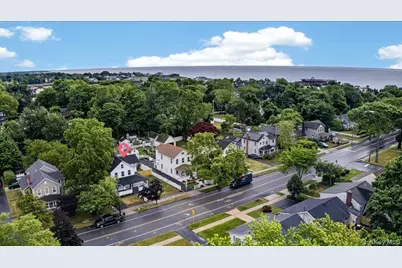 245 Cedar Avenue, Patchogue, NY 11772 - Photo 4