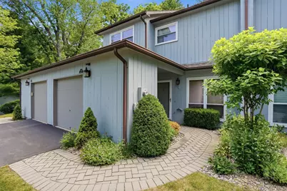 28 E Knoll, Rhinebeck, NY 12572 - Photo 2