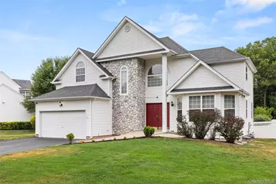 27 Laurel Lane, Holtsville, NY 11742 - Photo 1