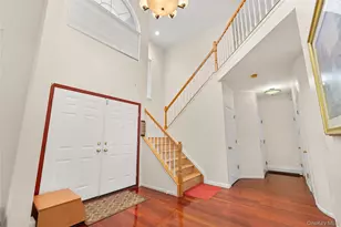 27 Laurel Ln, Holtsville, NY 11742 - Photo 2