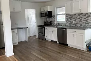 50 Pine St, Patchogue, NY 11772 - Photo 4