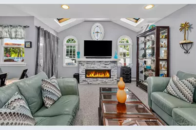 1288 Boston Avenue, Bay Shore, NY 11706 - Photo 2